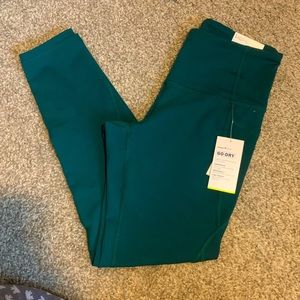 Old Navy Go-Dry Leggings